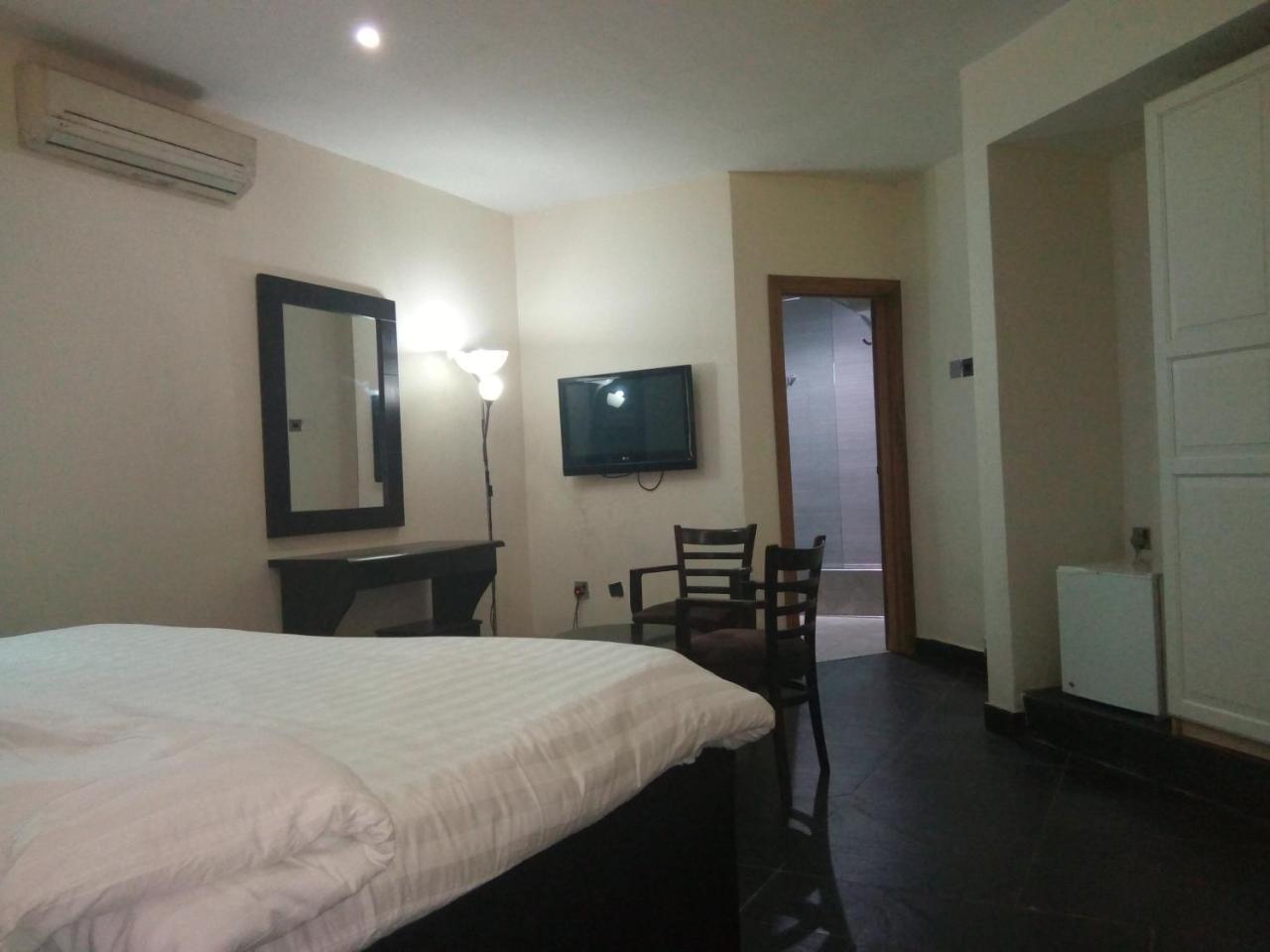 伊甸克里斯特度假酒店 Enugu 外观 照片