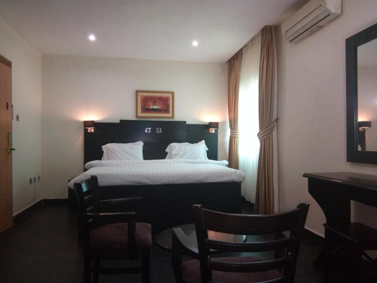 伊甸克里斯特度假酒店 Enugu 外观 照片